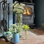 Pippa's - Uk42332